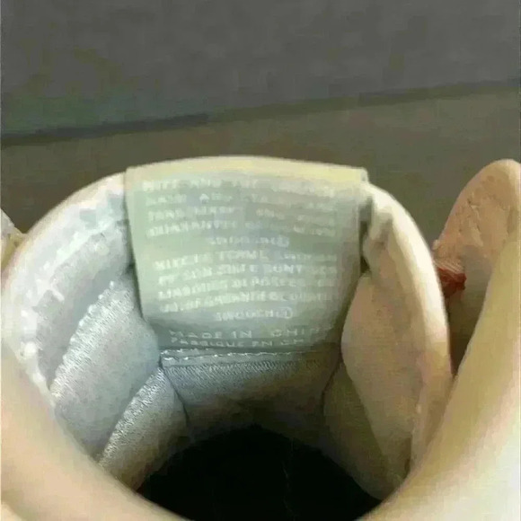 Like new Women’s Air Jordan 1 Retro High OG Seafoam CD0461-002 Women’s Sz 9.5 - Picture 12 of 13